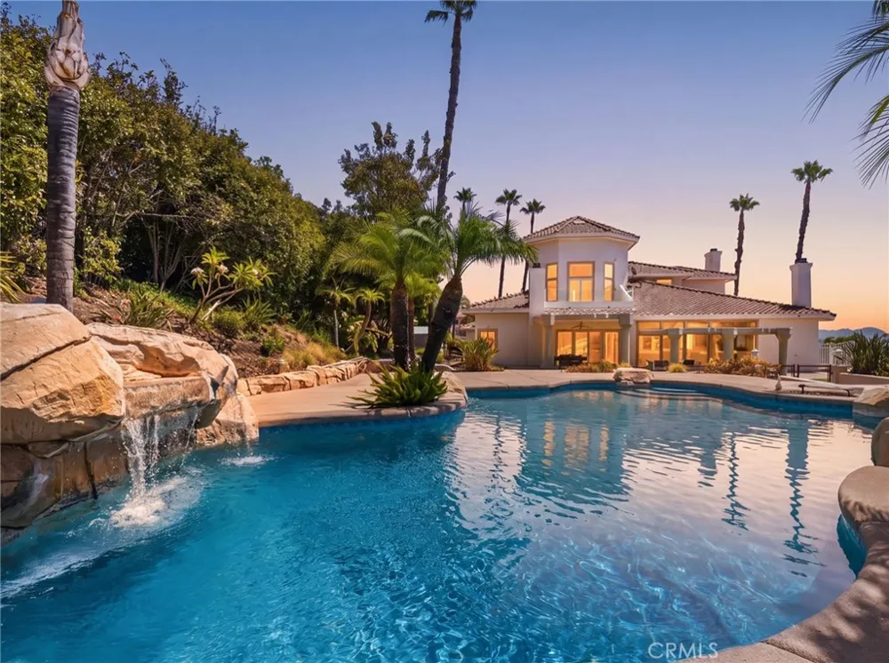 30395 Ainsworth Lake Elsinore, CA 92530