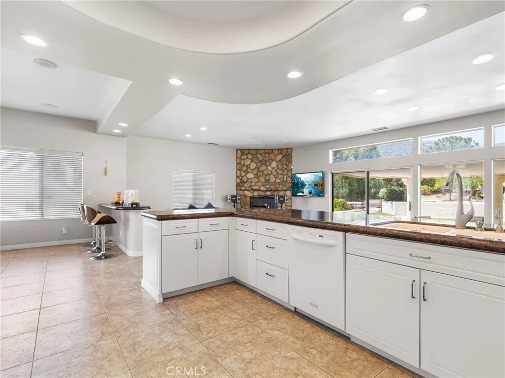 30395 Ainsworth Lake Elsinore, CA 92530