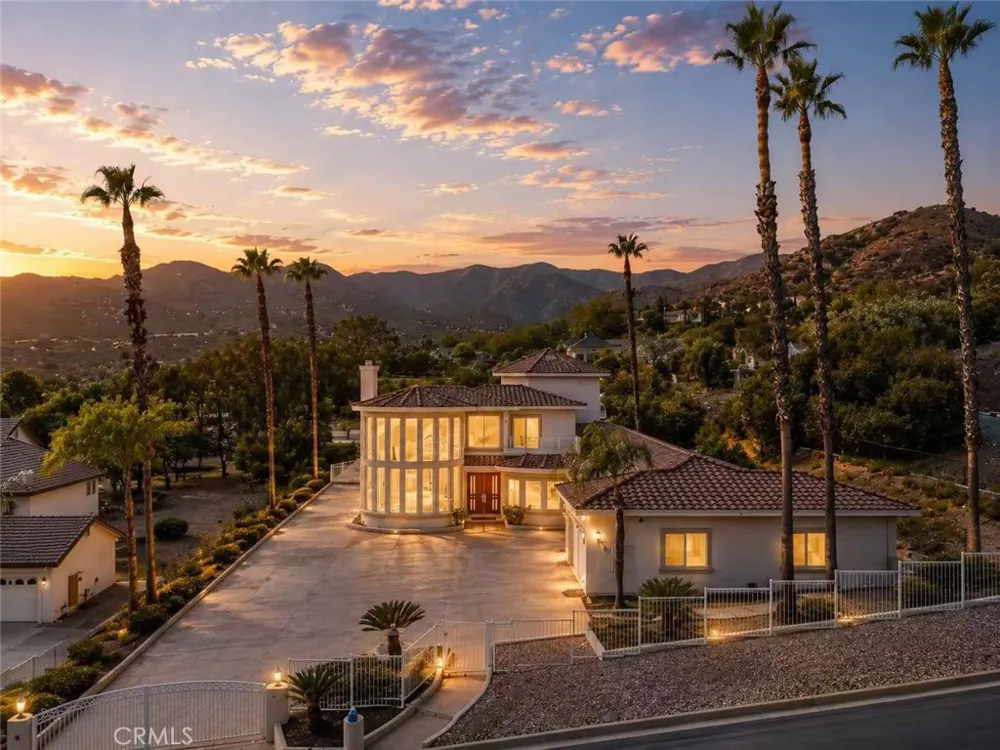 30395 Ainsworth Lake Elsinore, CA 92530