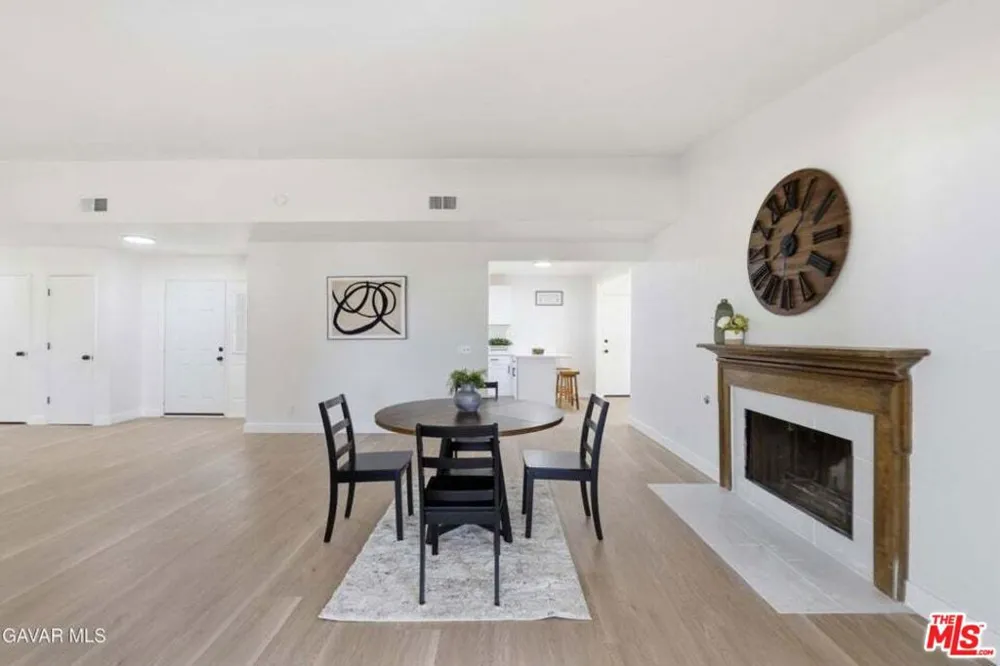 45102 Camolin Avenue Lancaster, CA 93534