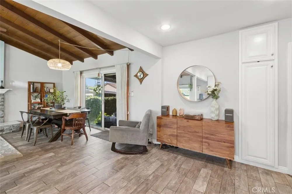 429 S Colfax La Habra, CA 90631