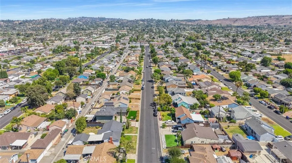 429 S Colfax La Habra, CA 90631
