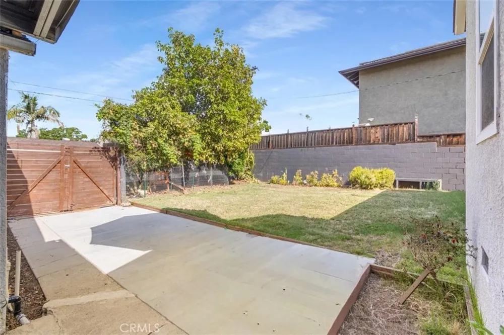 429 S Colfax La Habra, CA 90631