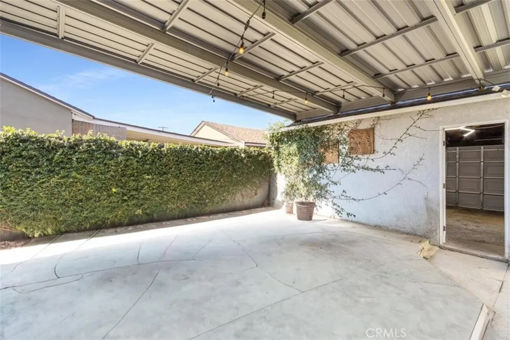 429 S Colfax La Habra, CA 90631