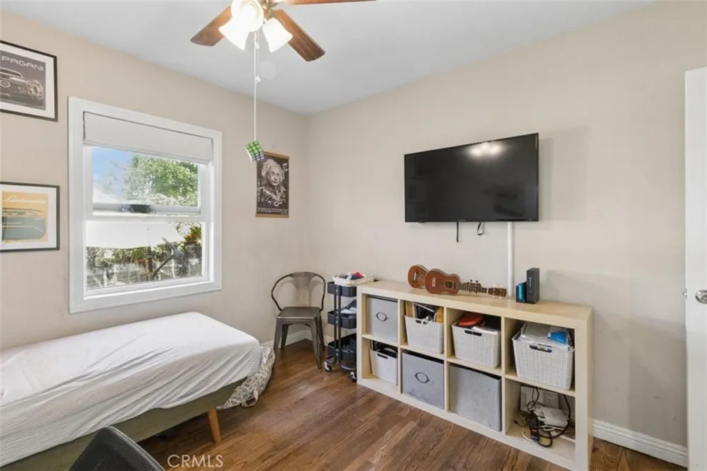 429 S Colfax La Habra, CA 90631