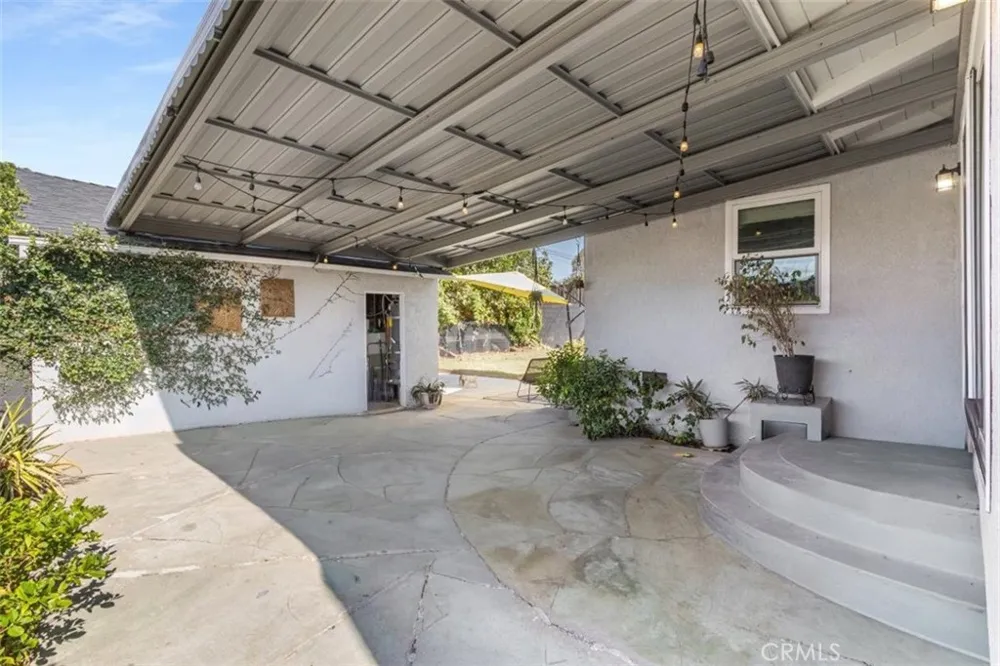 429 S Colfax La Habra, CA 90631