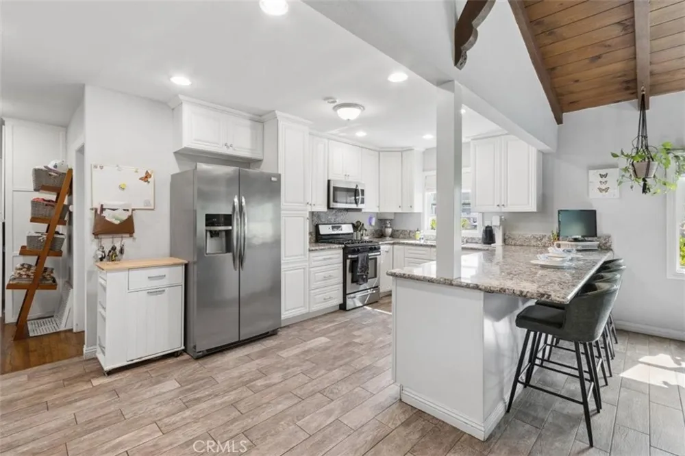 429 S Colfax La Habra, CA 90631