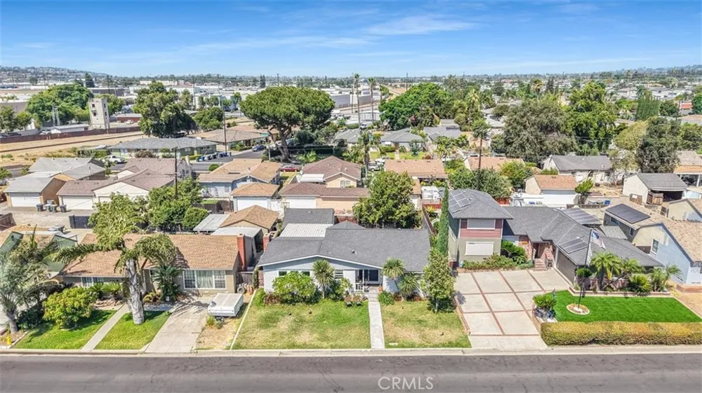429 S Colfax La Habra, CA 90631