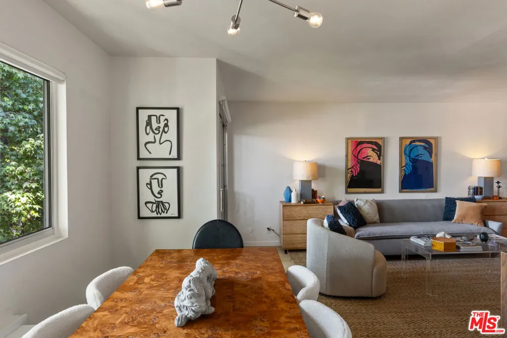 525 Sycamore Avenue #409 Los Angeles, CA 90036