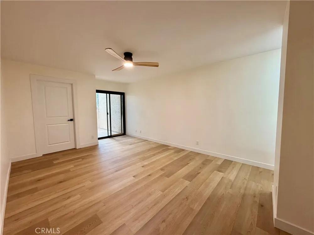 8512 Tuscany #202 Playa del Rey, CA 90293