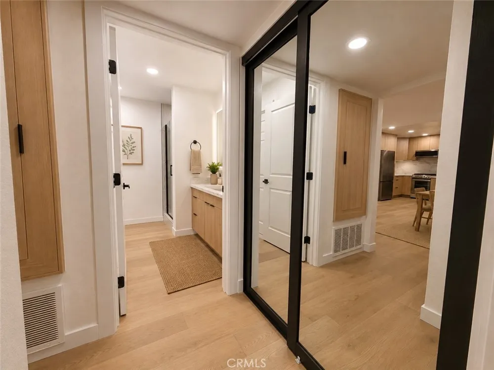 8512 Tuscany #202 Playa del Rey, CA 90293