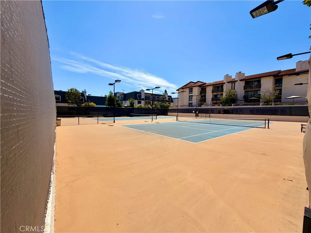 8512 Tuscany #202 Playa del Rey, CA 90293