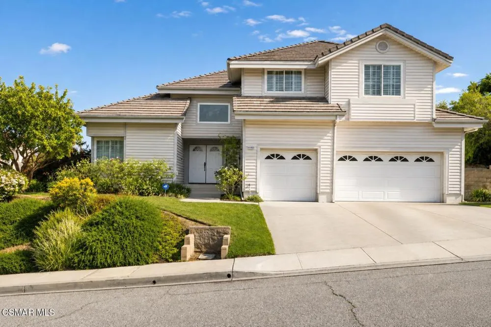 11823 Maple Crest Street Moorpark, CA 93021