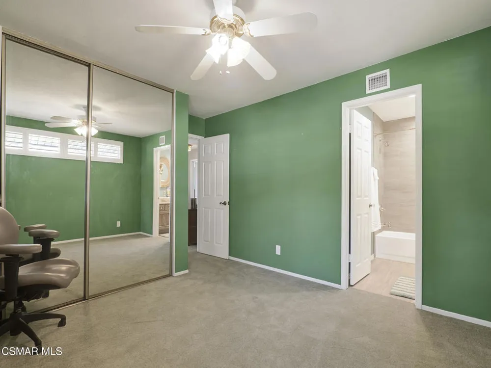11823 Maple Crest Street Moorpark, CA 93021