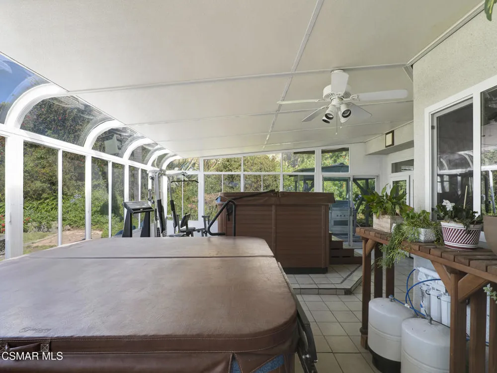 11823 Maple Crest Street Moorpark, CA 93021