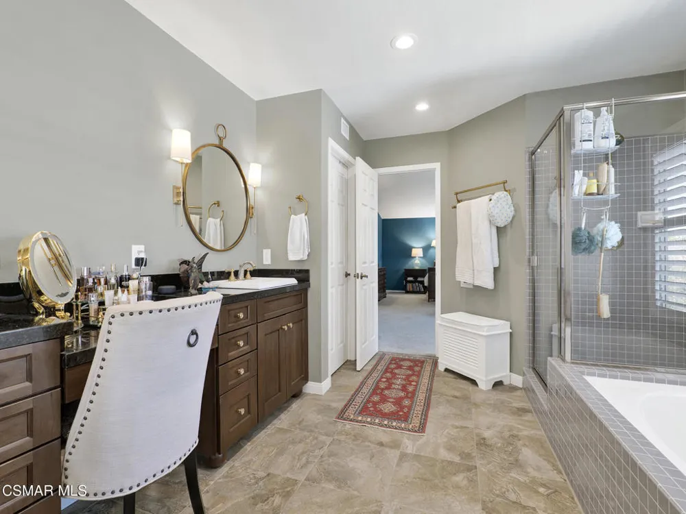 11823 Maple Crest Street Moorpark, CA 93021