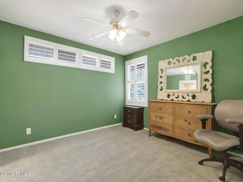 11823 Maple Crest Street Moorpark, CA 93021