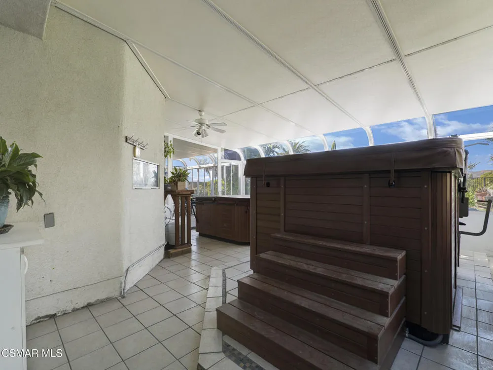 11823 Maple Crest Street Moorpark, CA 93021
