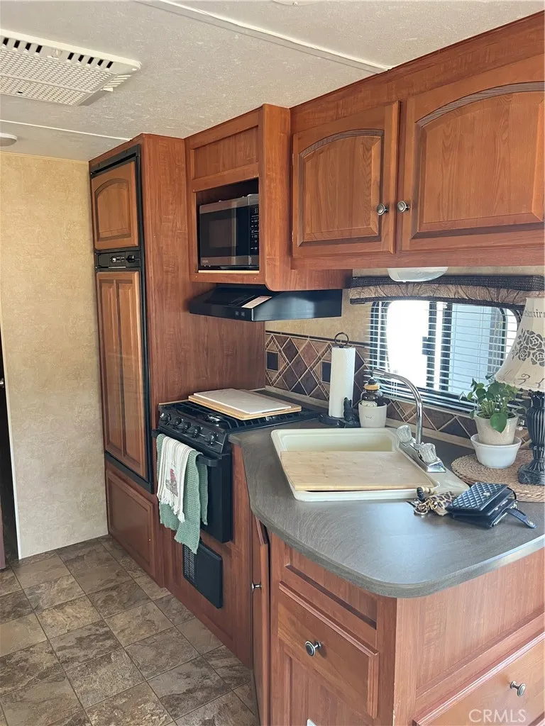 54685 Bautista Anza, CA 92539