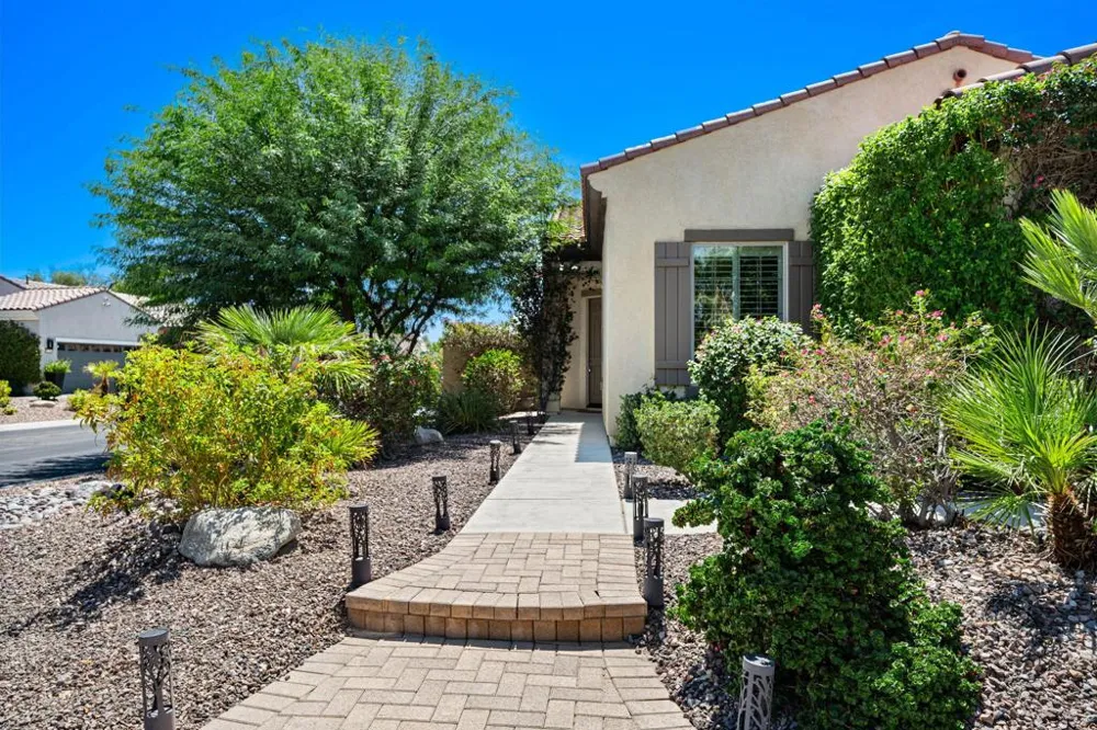 39010 Camino Orquesta Indio, CA 92203