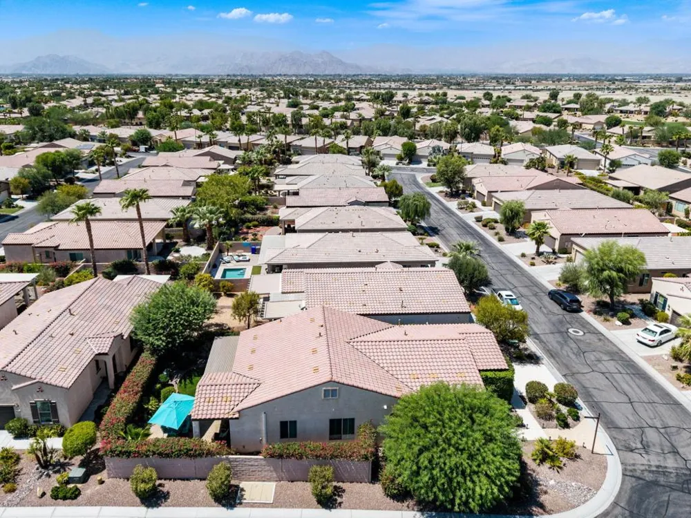 39010 Camino Orquesta Indio, CA 92203