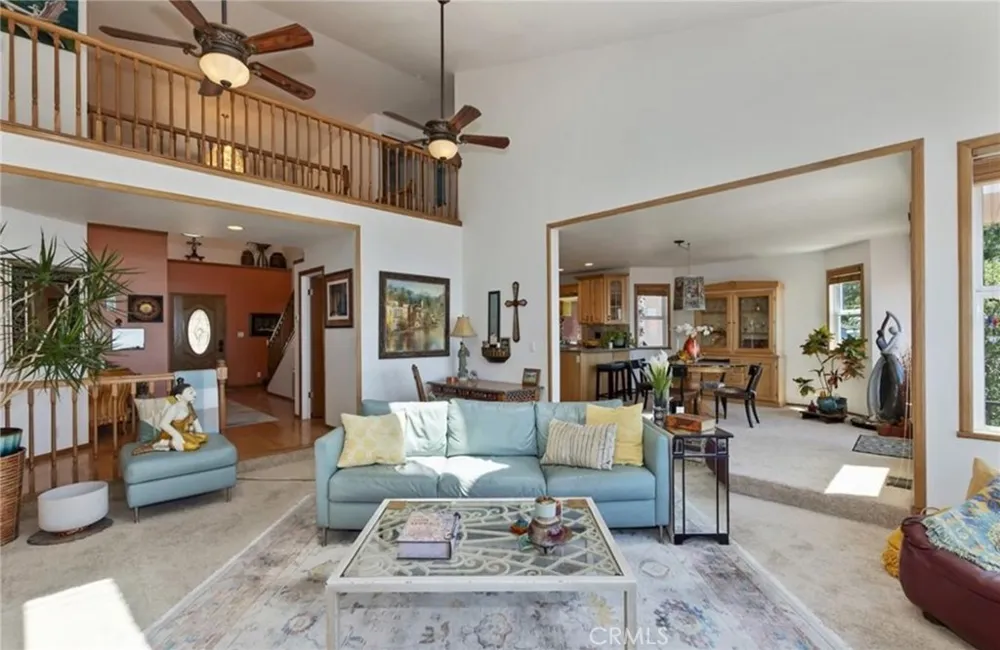 1834 Nob Hill Running Springs, CA 92382