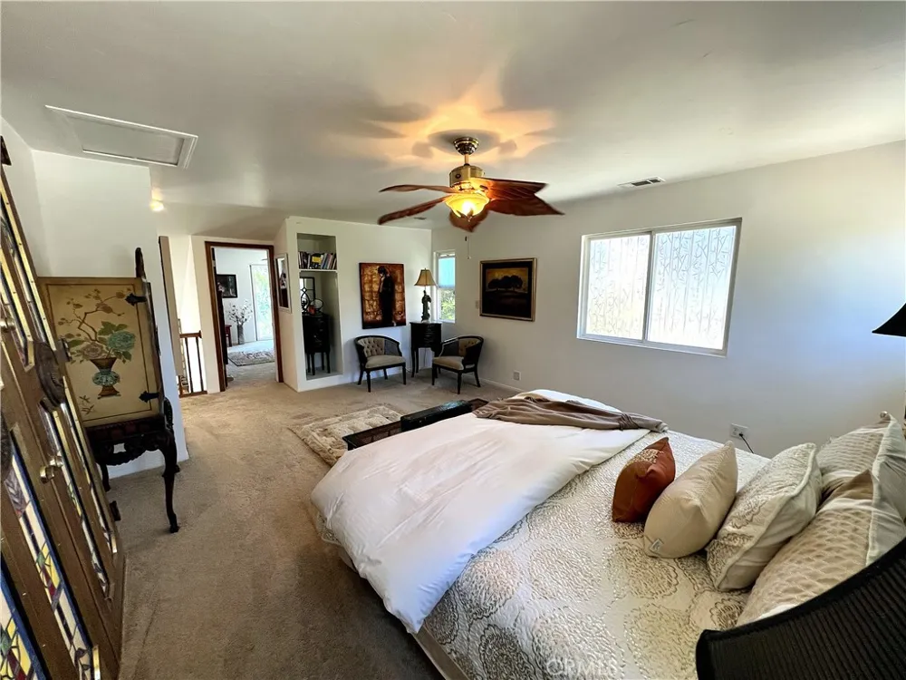 1834 Nob Hill Running Springs, CA 92382