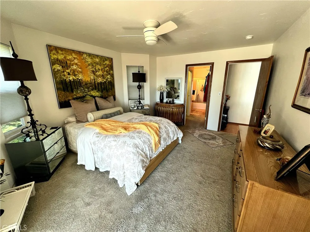 1834 Nob Hill Running Springs, CA 92382