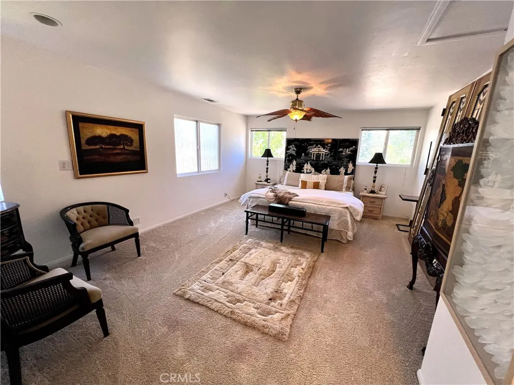 1834 Nob Hill Running Springs, CA 92382