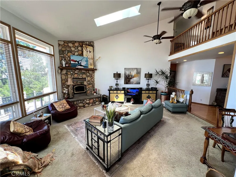 1834 Nob Hill Running Springs, CA 92382
