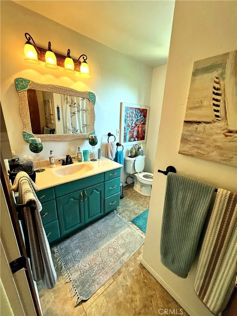 1834 Nob Hill Running Springs, CA 92382