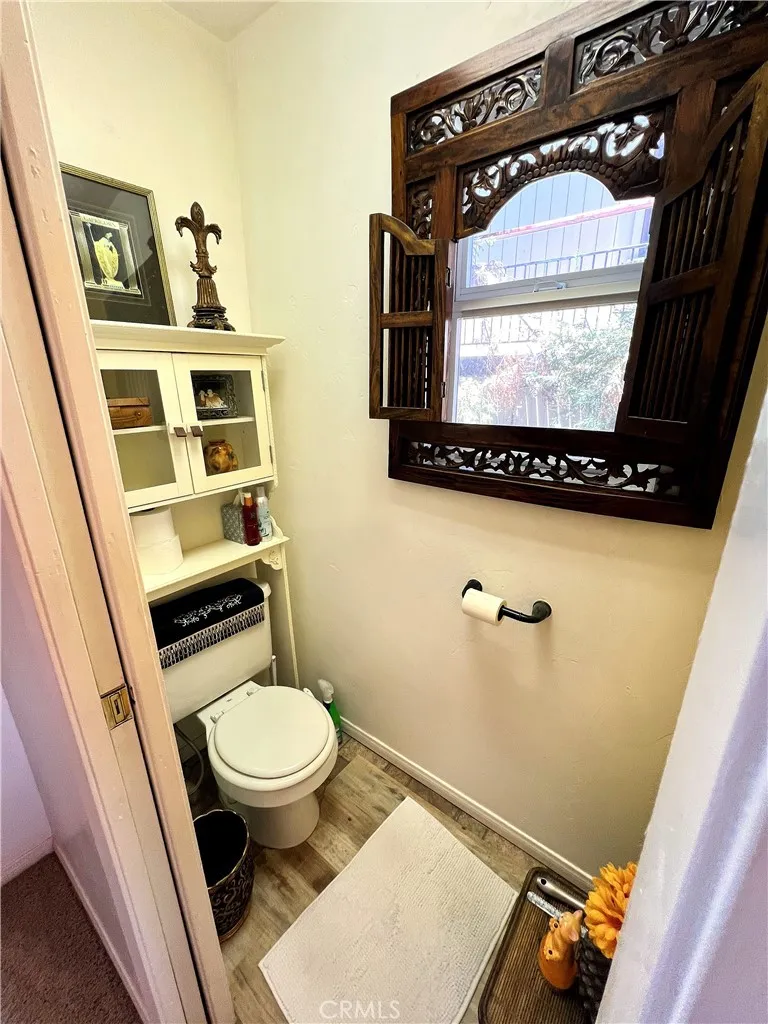 1834 Nob Hill Running Springs, CA 92382