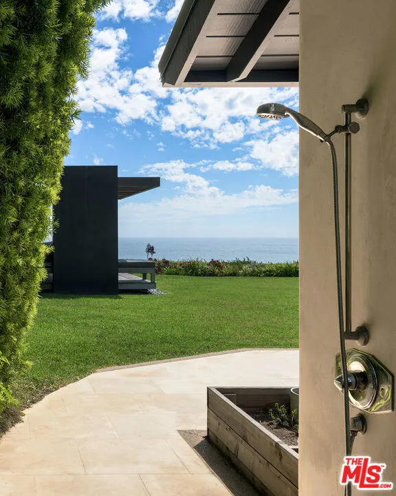 29020 Cliffside Drive Malibu, CA 90265
