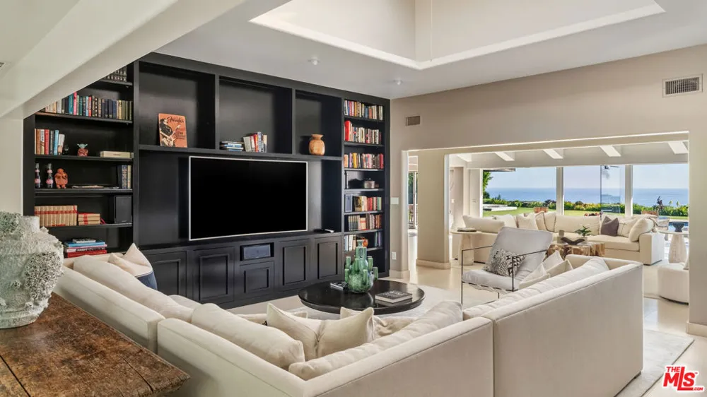 29020 Cliffside Drive Malibu, CA 90265