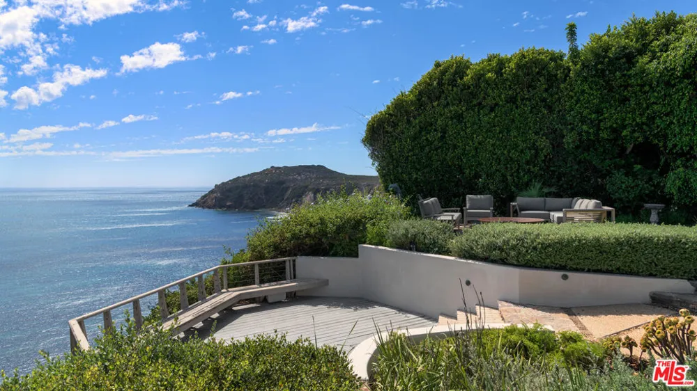 29020 Cliffside Drive Malibu, CA 90265
