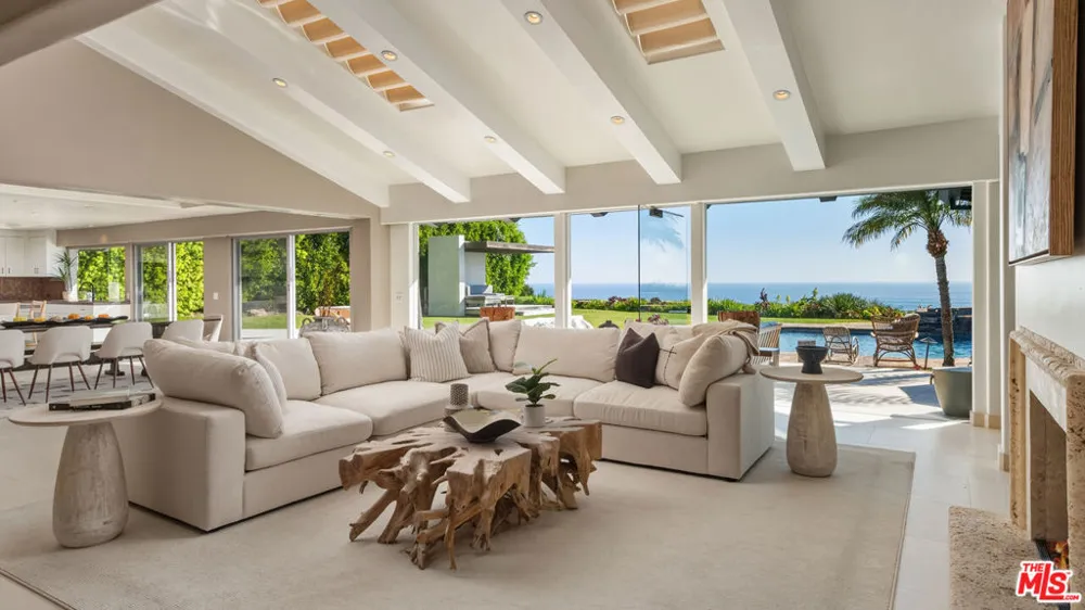 29020 Cliffside Drive Malibu, CA 90265