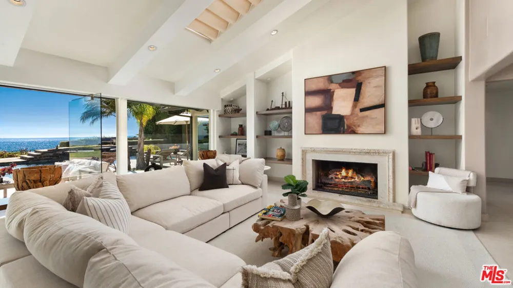 29020 Cliffside Drive Malibu, CA 90265