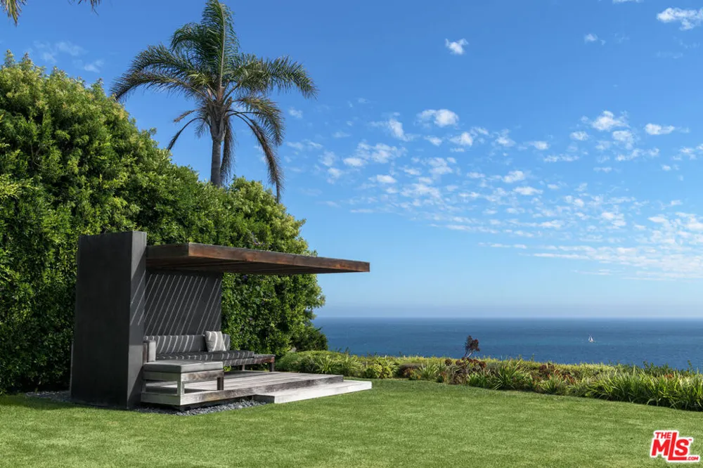 29020 Cliffside Drive Malibu, CA 90265
