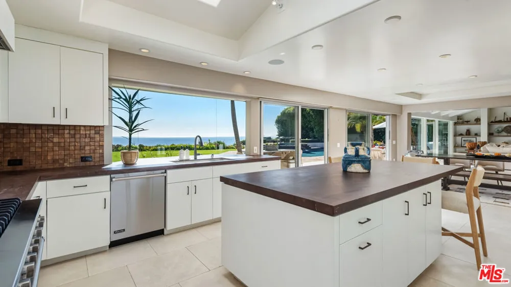 29020 Cliffside Drive Malibu, CA 90265