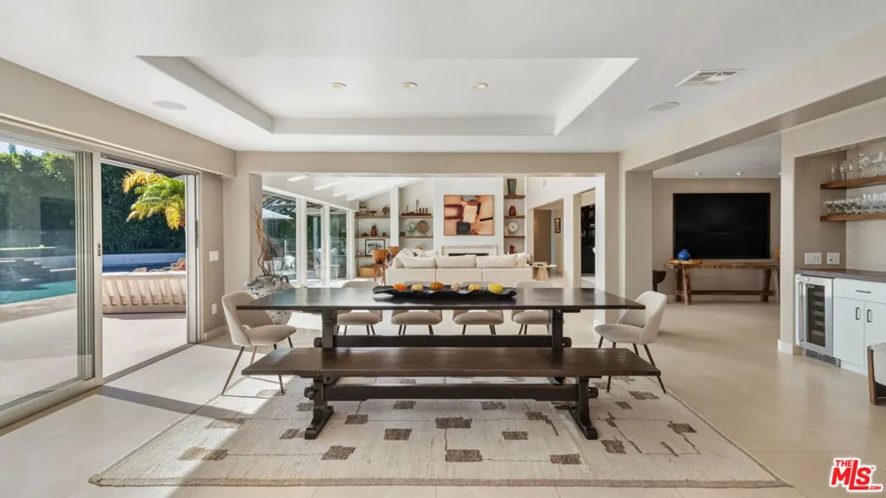 29020 Cliffside Drive Malibu, CA 90265