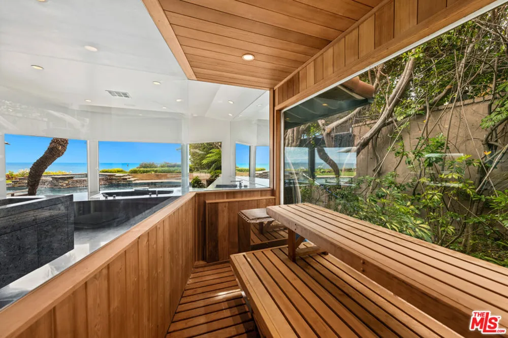 29020 Cliffside Drive Malibu, CA 90265