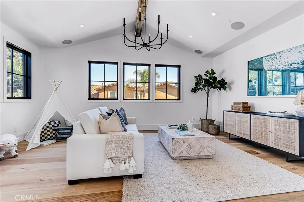 1658 Ruhland Ave Manhattan Beach, CA 90266