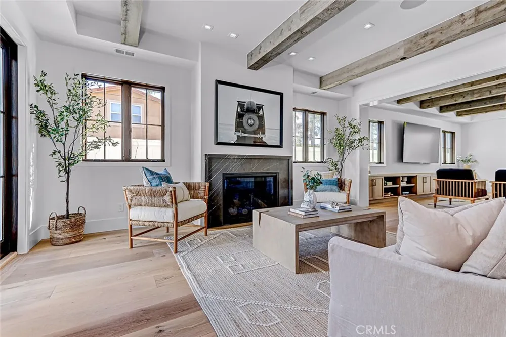 1658 Ruhland Ave Manhattan Beach, CA 90266