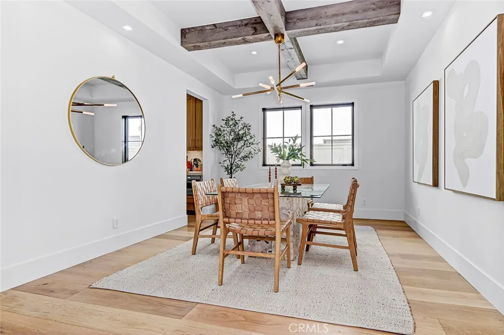 1658 Ruhland Ave Manhattan Beach, CA 90266