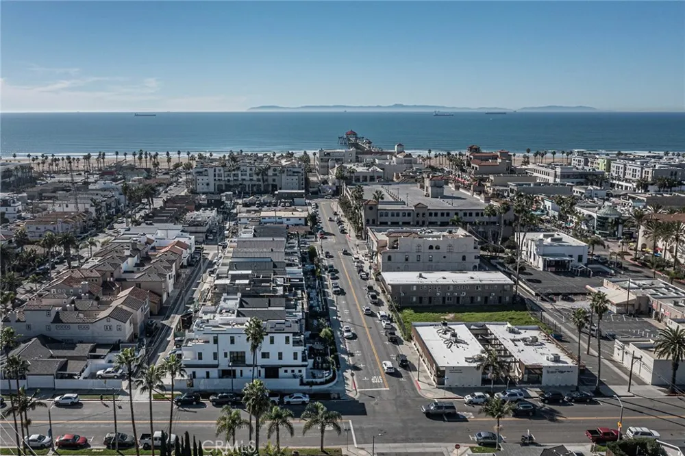 328 3rd Street Huntington Beach, CA 92648