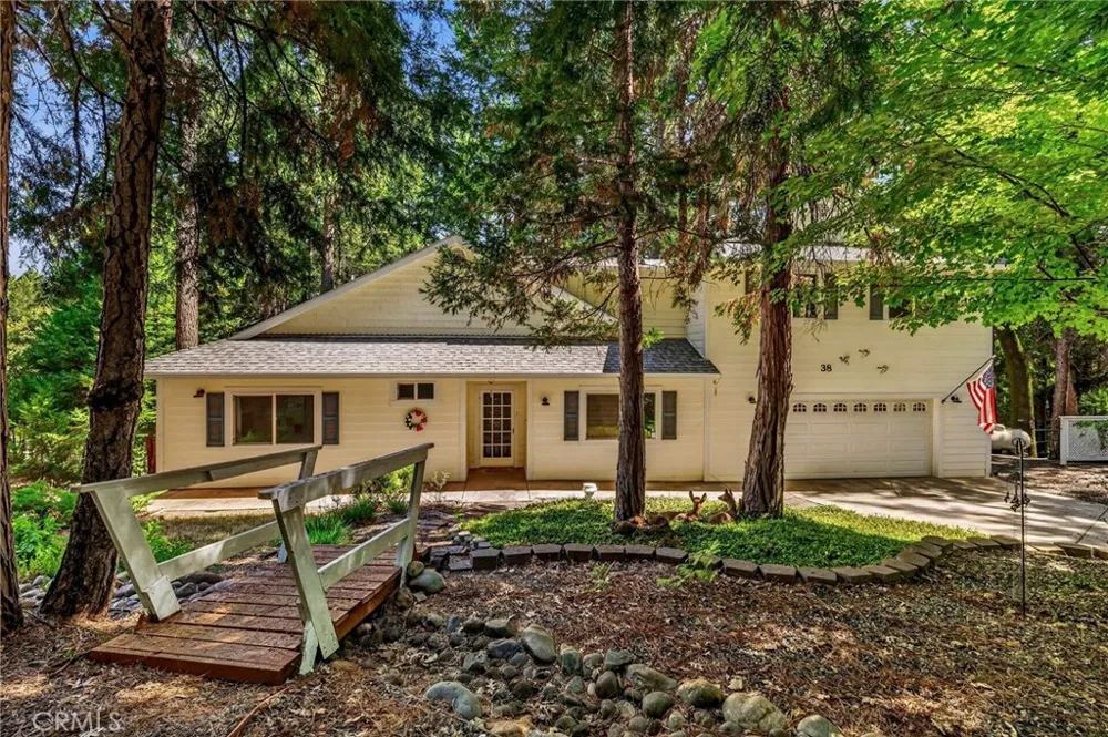 38 Mallard Court Magalia, CA 95954