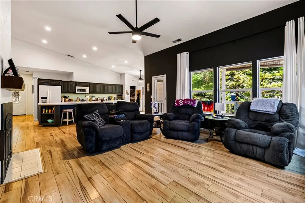 38 Mallard Court Magalia, CA 95954