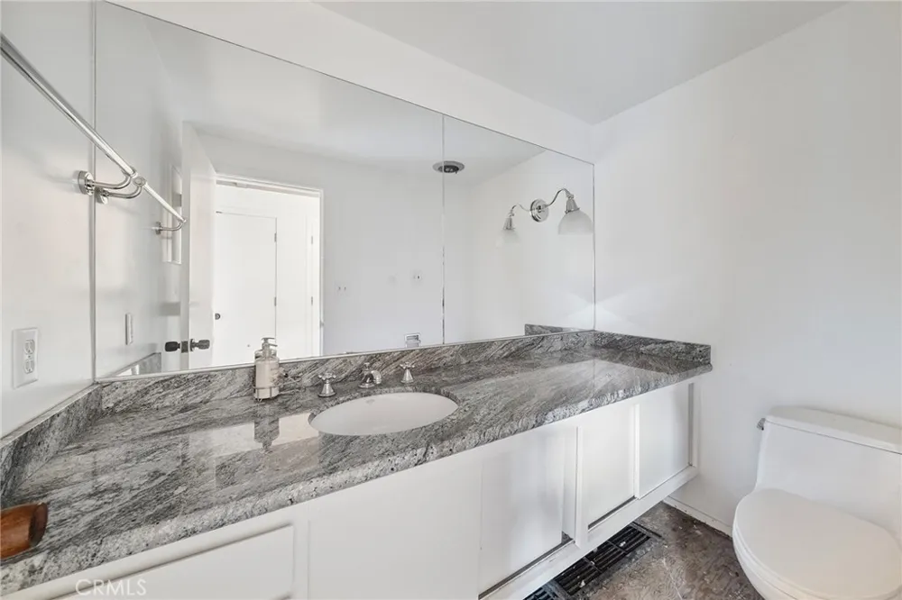 677 Deodar Bradbury, CA 91008