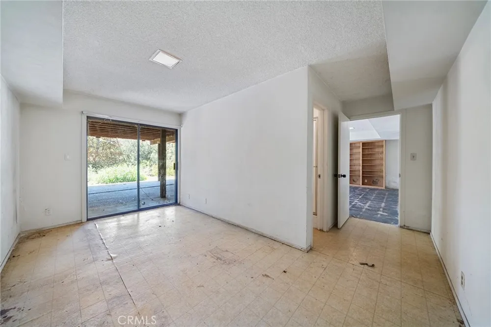 677 Deodar Bradbury, CA 91008