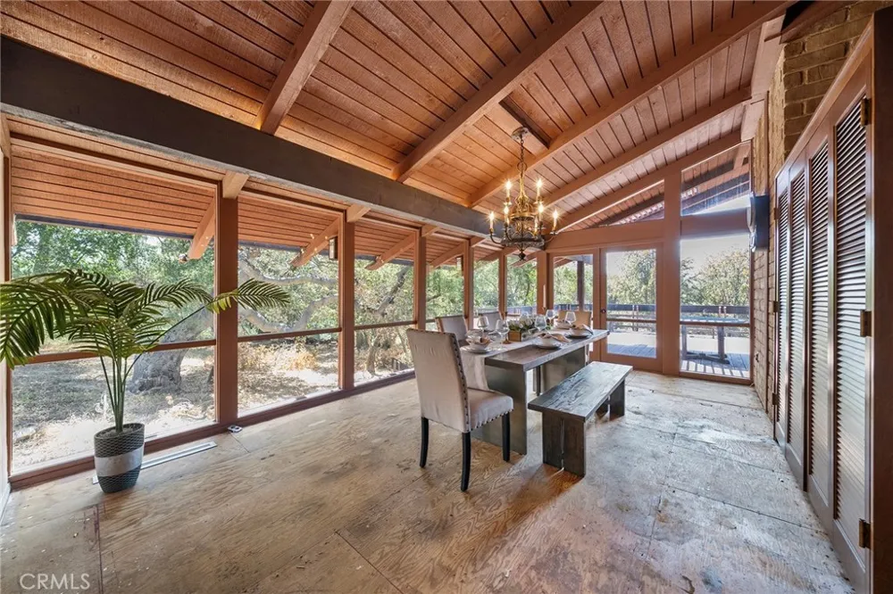 677 Deodar Bradbury, CA 91008